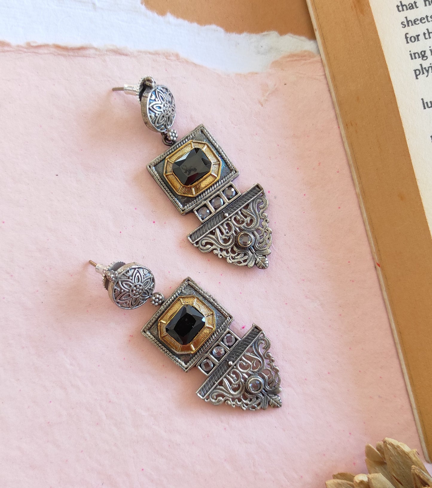 Tanu dualtone earrings with black stone