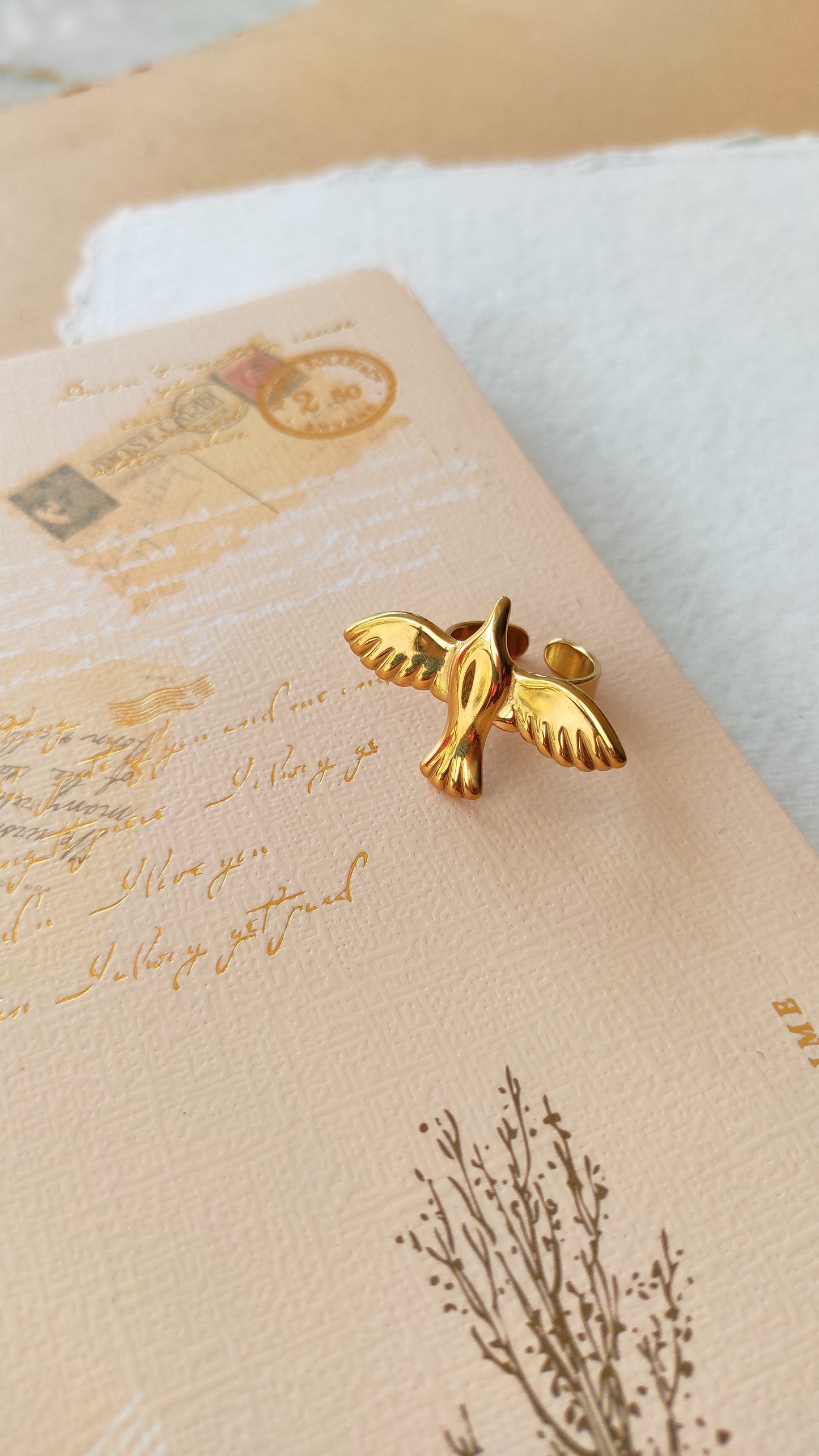 Golden bird adjustable ring