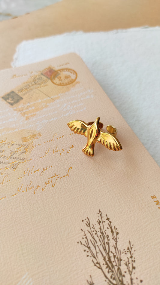 Golden bird adjustable ring
