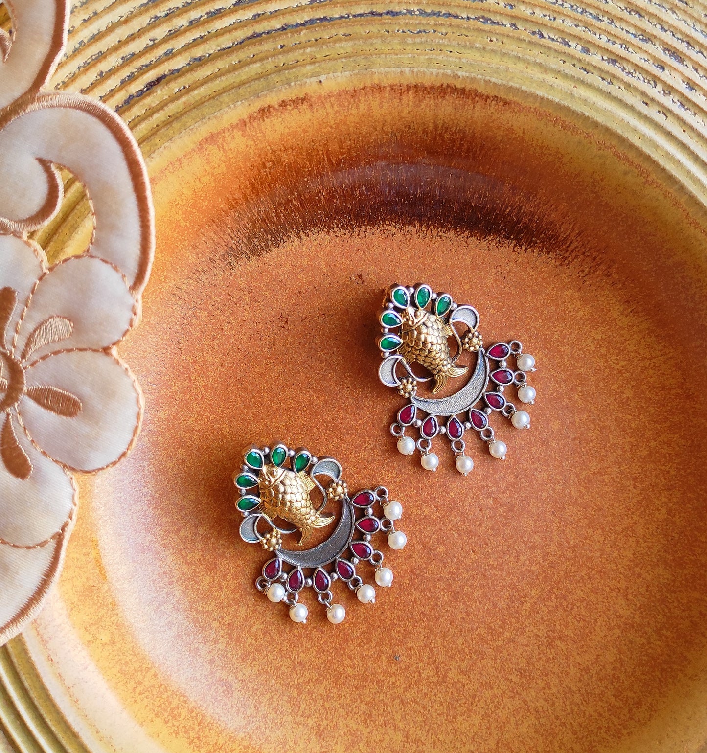 Chitra dualtone earrings DTE2