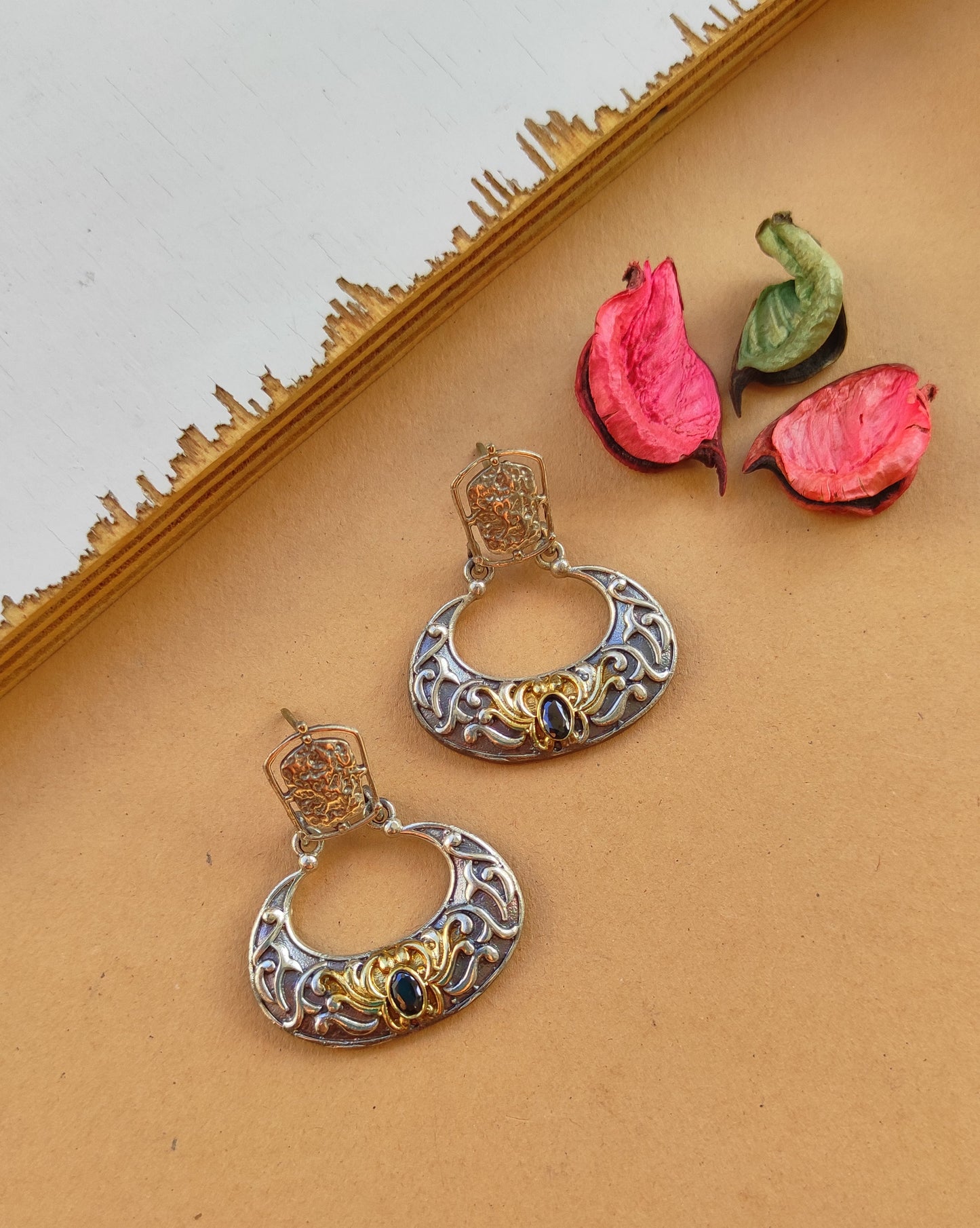 Sudha dualtone chandbali